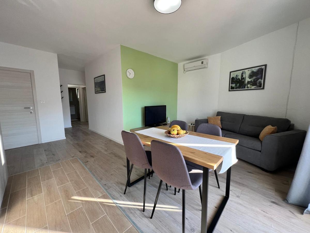Kaala Apartments Supetarska Draga Eksteriør billede