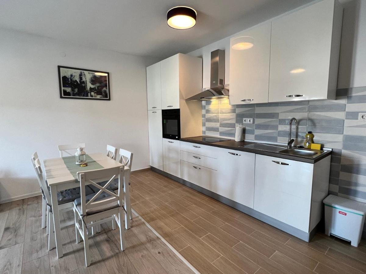 Kaala Apartments Supetarska Draga Eksteriør billede